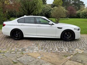 Bild 10/30 von BMW M5 (2014)