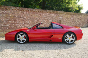 Bild 35/50 von Ferrari F 355 F1 GTS (1998)