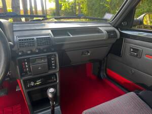 Bild 32/39 von Peugeot 205 GTi 1.6 (1986)