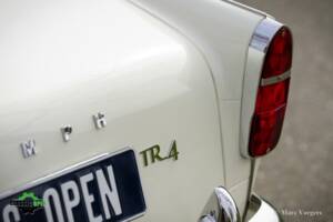 Afbeelding 33/66 van Triumph TR 4 (1963)