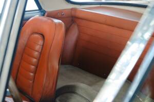 Bild 39/50 von Lancia Flaminia GT 2.5 3C Touring (1963)