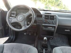 Imagen 31/50 de Ford Escort 1.8 16v (1992)