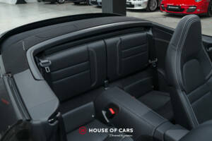 Image 19/25 of Porsche 911 Carrera 4 GTS (2023)