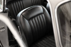 Image 11/28 de Aston Martin DB 5 (1964)