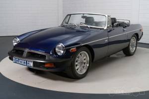 Image 16/19 of MG MGB (1978)