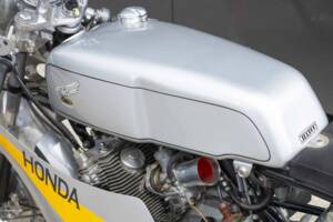 Afbeelding 8/42 van Honda CB 77 (1964)