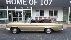 Immagine 1/52 di Mercedes-Benz 280 SE 3,5 (1970)