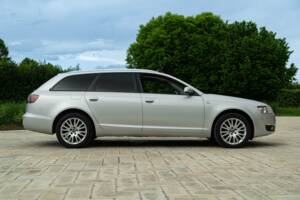 Bild 4/50 von Audi A6 2.7 T allroad quattro (2006)