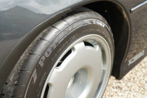 Image 12/50 of Jaguar XJ 220 (1993)
