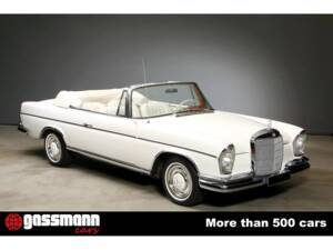 Image 4/15 de Mercedes-Benz 300 SE (1967)