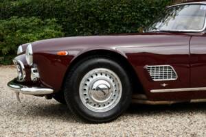 Bild 24/50 von Maserati 3500 GT Touring (1961)