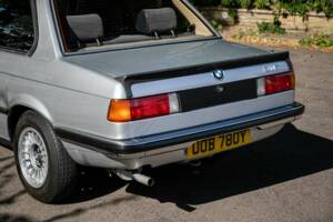 Image 9/50 of BMW 316 (1982)