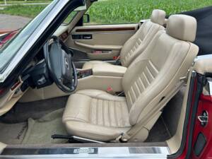 Image 10/40 of Jaguar XJS 5.3 V12 (1991)