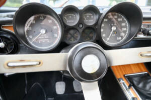 Image 42/50 of Alfa Romeo 2000 GTV (1973)