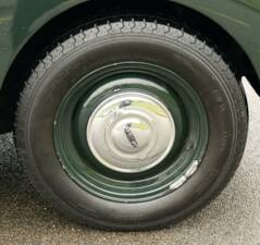 Image 19/50 of Jaguar XK 120 FHC (1953)