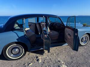 Image 36/46 of Bentley S 2 (1961)