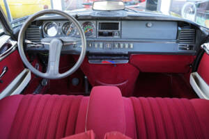 Image 30/50 de Citroën DS 23 Pallas IE (1972)