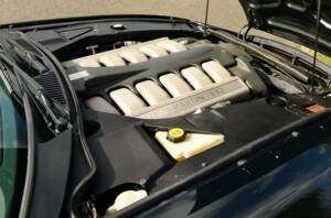 Image 49/50 of Aston Martin DB 7 Vantage (2000)