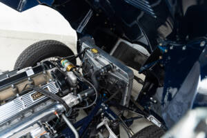 Image 34/36 of Jaguar E-Type (1969)