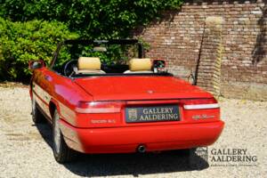 Immagine 41/50 di Alfa Romeo 2.0 Spider (1991)