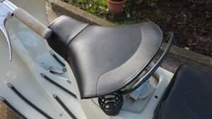 Image 24/38 of Piaggio Vespa 125 (1957)