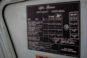 Bild 45/48 von Alfa Romeo 2.0 Spider (1983)