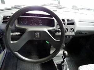 Image 7/17 of Peugeot 205 Diesel (1988)