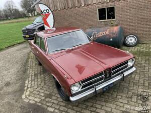 Image 1/39 of Plymouth Valiant 3.7 L (1968)