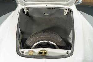 Image 6/29 of Volkswagen Karmann Ghia 1500 (1969)