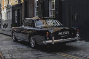 Image 7/39 of Bentley S 3 Continental (1965)