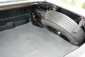 Image 50/50 de Mercedes-Benz 280 SE (1968)