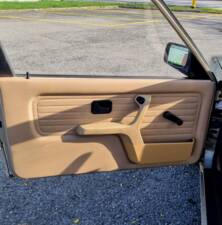 Immagine 10/21 di BMW 318i (1989)