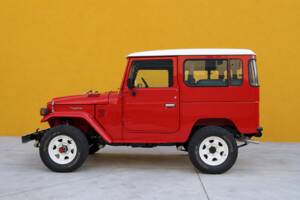Bild 4/17 von Toyota Landcruiser BJ 42 (1984)