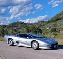 Bild 1/4 von Jaguar XJ 220 (1993)