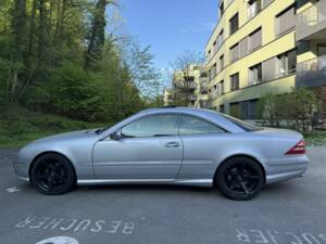 Afbeelding 3/8 van Mercedes-Benz CL 55 AMG (2001)