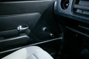 Image 28/49 of Vauxhall Firenza HP (1975)