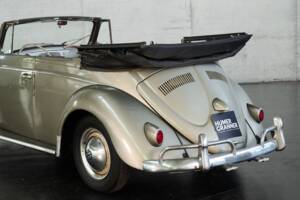 Bild 9/50 von Volkswagen Käfer 1200 Cabriolet (1957)