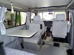 Image 27/31 of Volkswagen T4 Multivan 2.4 D (1994)