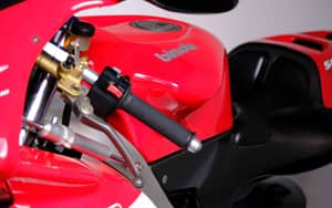 Image 38/94 of Bimota 500 V-Due (2003)