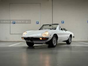 Image 95/95 of Alfa Romeo 2000 Spider Veloce (1980)
