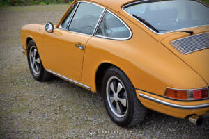 Image 43/46 of Porsche 911 2.0 (1968)