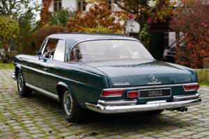 Image 11/12 of Mercedes-Benz 280 SE (1969)