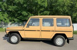 Image 4/8 de Mercedes-Benz 230 G (long) (1983)