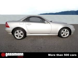 Image 4/15 of Mercedes-Benz SLK 320 (2001)