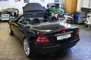 Image 16/48 of Mercedes-Benz SLK 230 Kompressor (2003)
