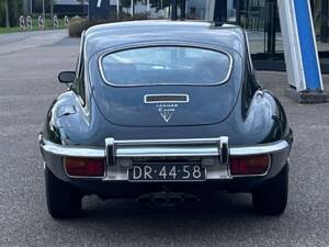 Image 8/46 de Jaguar Type E V12 (2+2) (1972)