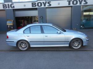 Immagine 7/22 di BMW M5 (1999)