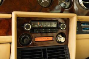 Image 11/50 of Rolls-Royce Silver Shadow II (1979)