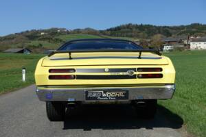 Image 22/57 of Plymouth Duster (1970)