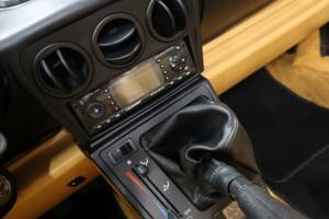 Immagine 11/28 di Alfa Romeo 2.0 Spider (1990)